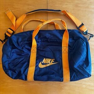 Nike vintage 80s blue orange gym duffel bag